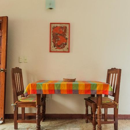 Hotel Valle Zihuatanejo Buitenkant foto