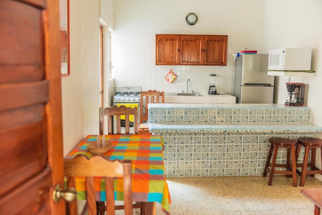Hotel Valle Zihuatanejo Buitenkant foto