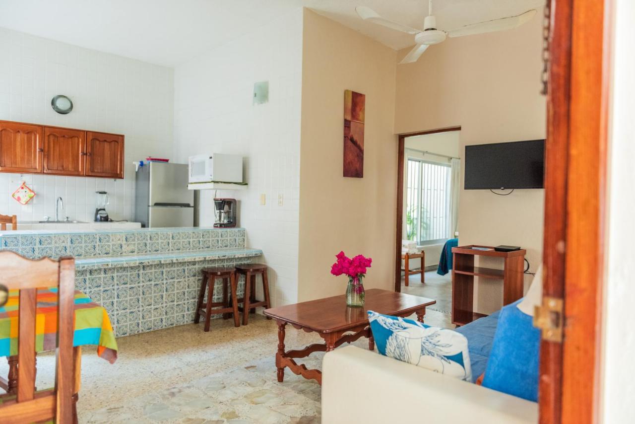 Hotel Valle Zihuatanejo Buitenkant foto