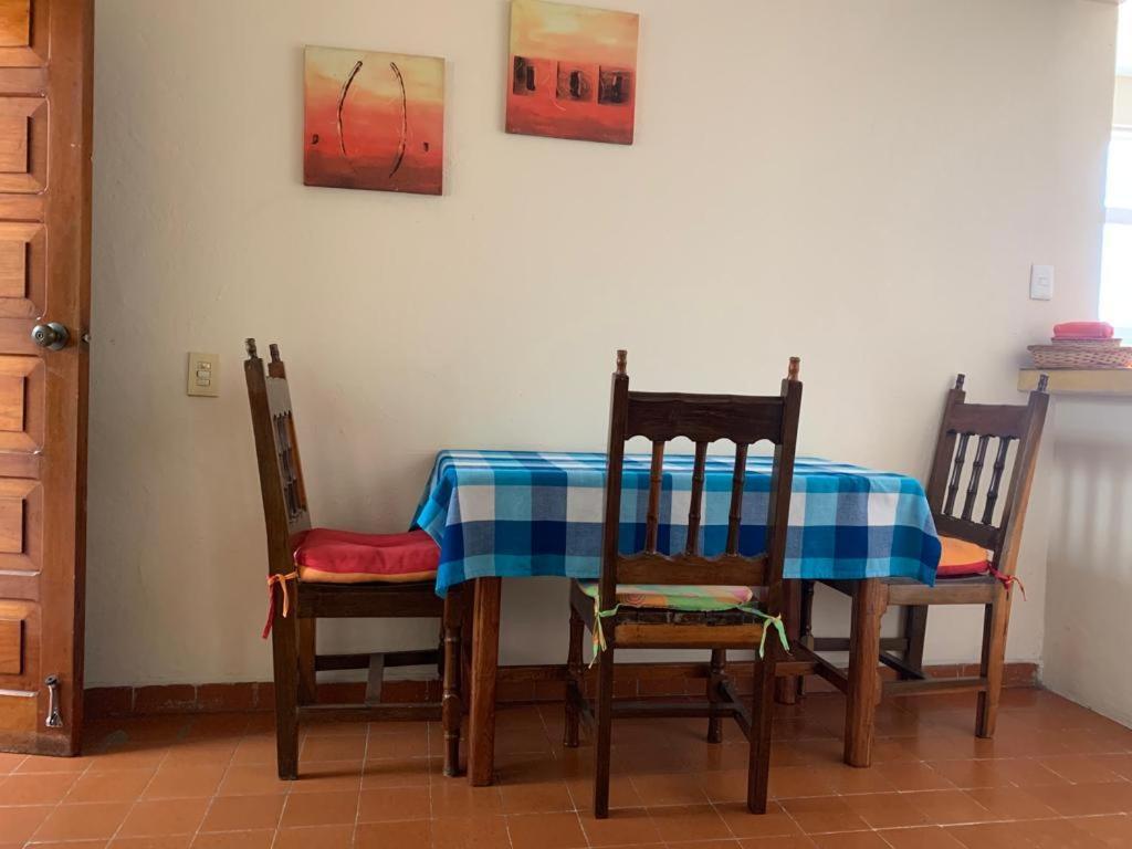 Hotel Valle Zihuatanejo Buitenkant foto