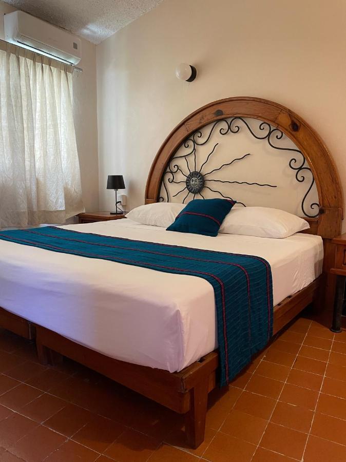 Hotel Valle Zihuatanejo Buitenkant foto